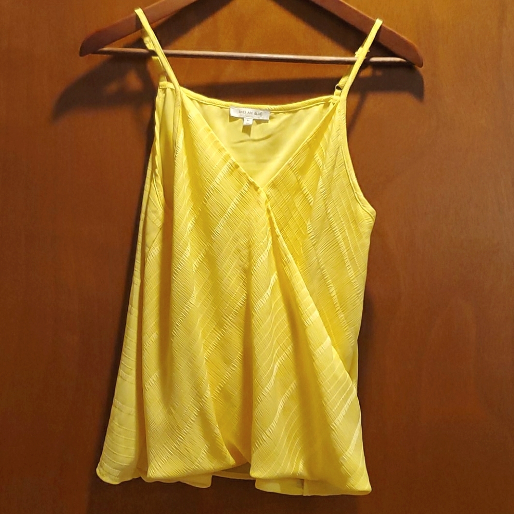 Skies Are Blue Yellow Bubble Tank